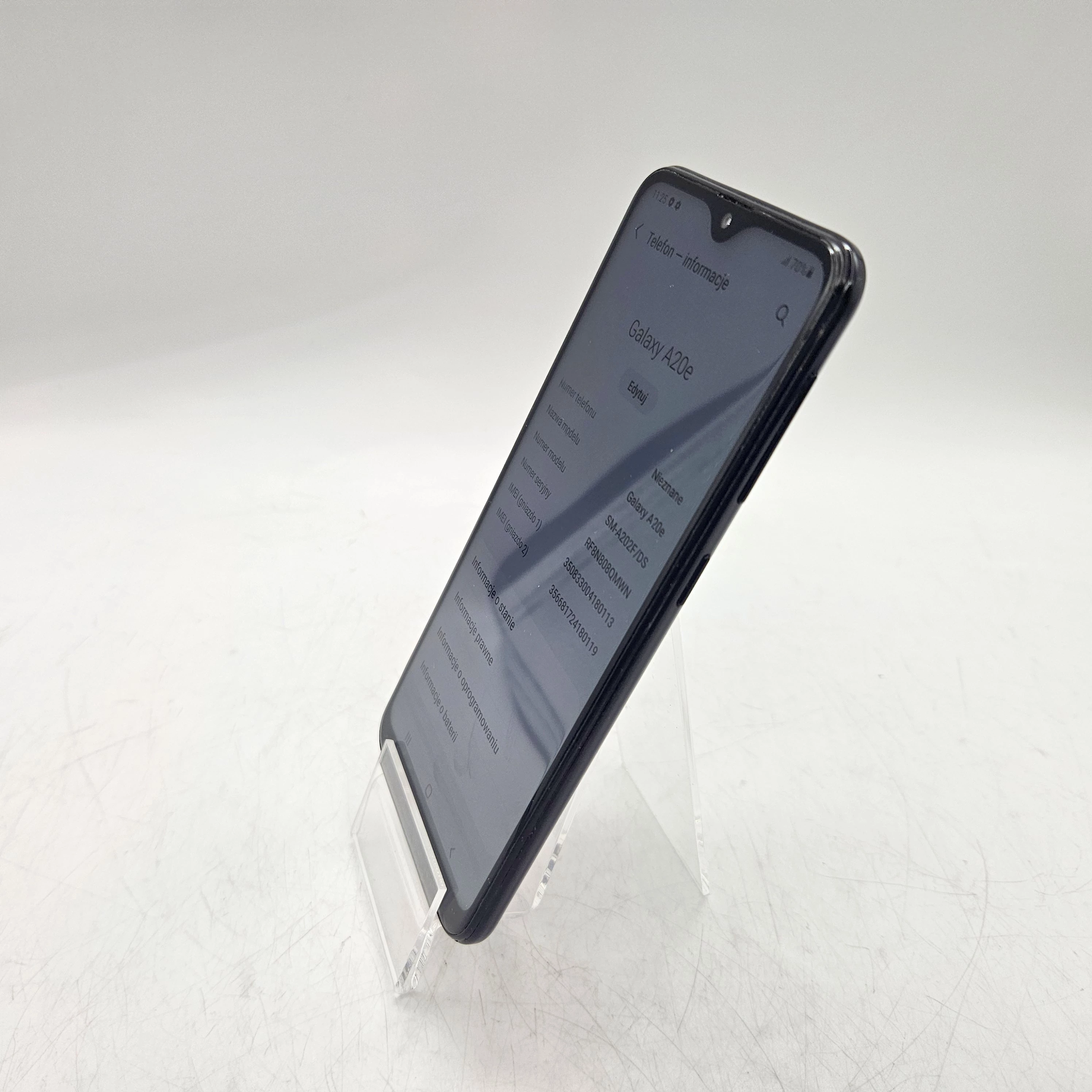 samsung-galaxy-a20e-332gb-stan-11323-2