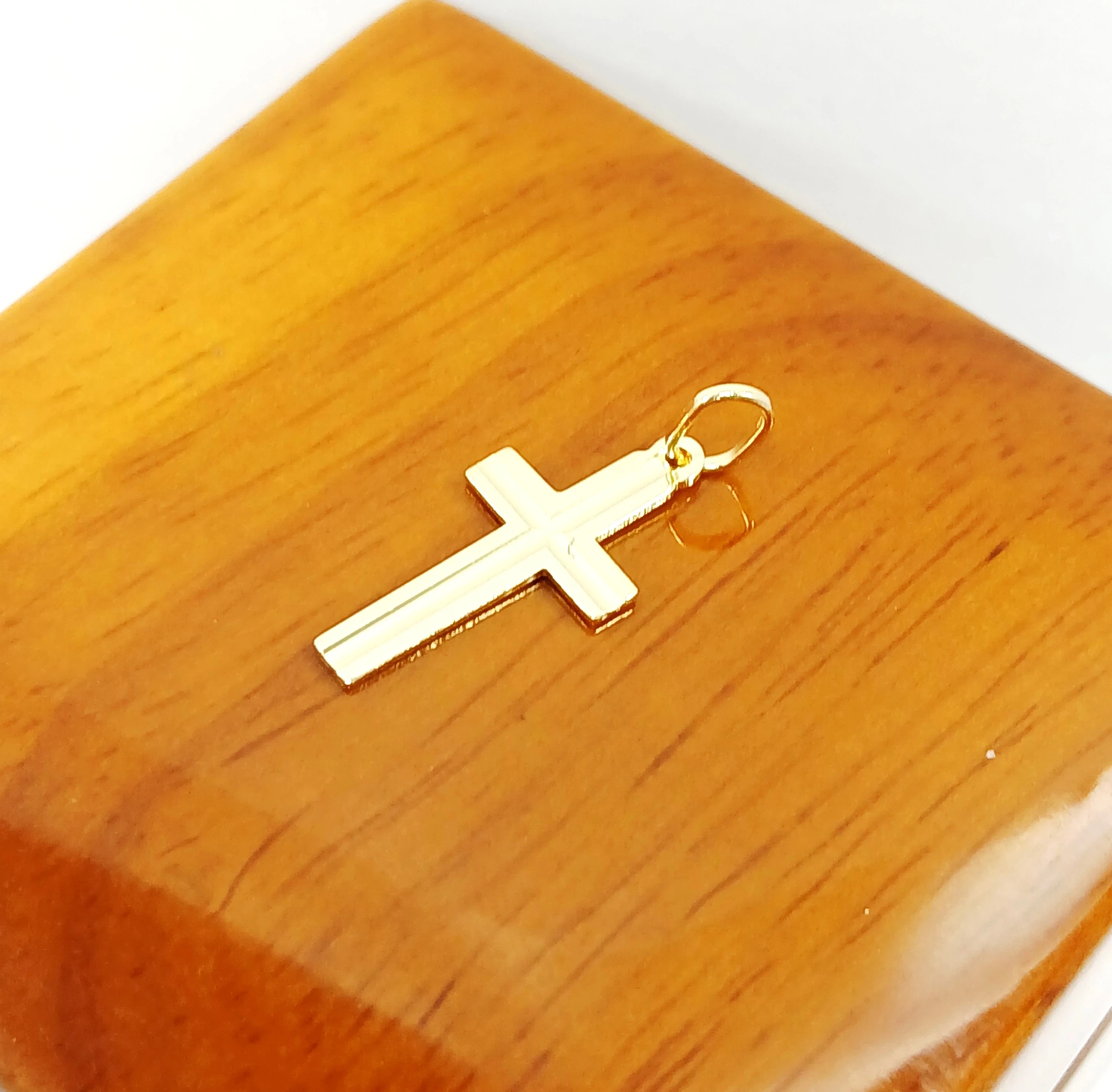 zlota-zawieszka-krzyz-058g-pr-585-14k-ean-gtin-5904121838014