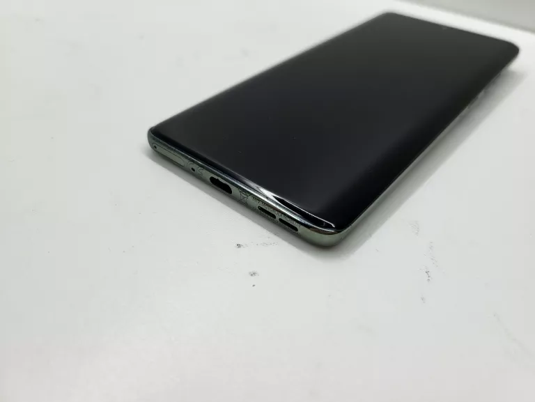 telefon-motorola-edge-60-pro-typ-202685-212929