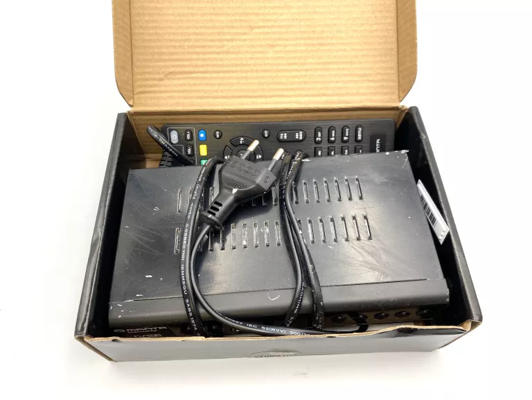 dekoder-manta-dvb-t2-ean-gtin-000080581222