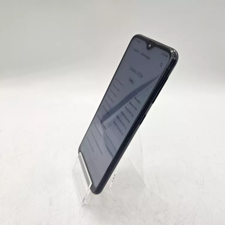 samsung-galaxy-a20e-332gb-stan-11323-2