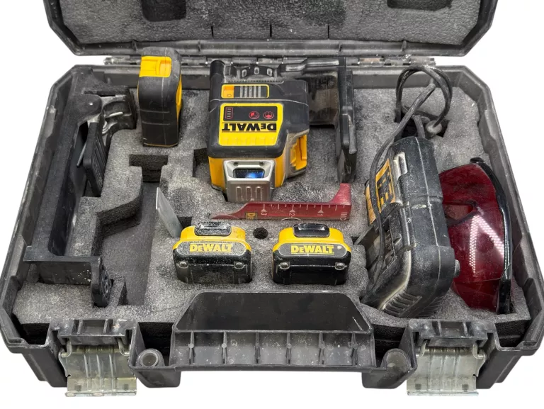 laser-krzyzowy-dewalt-dce0811d1r-20m-108v-2x-aku-20h-ean-gtin-5035048644201