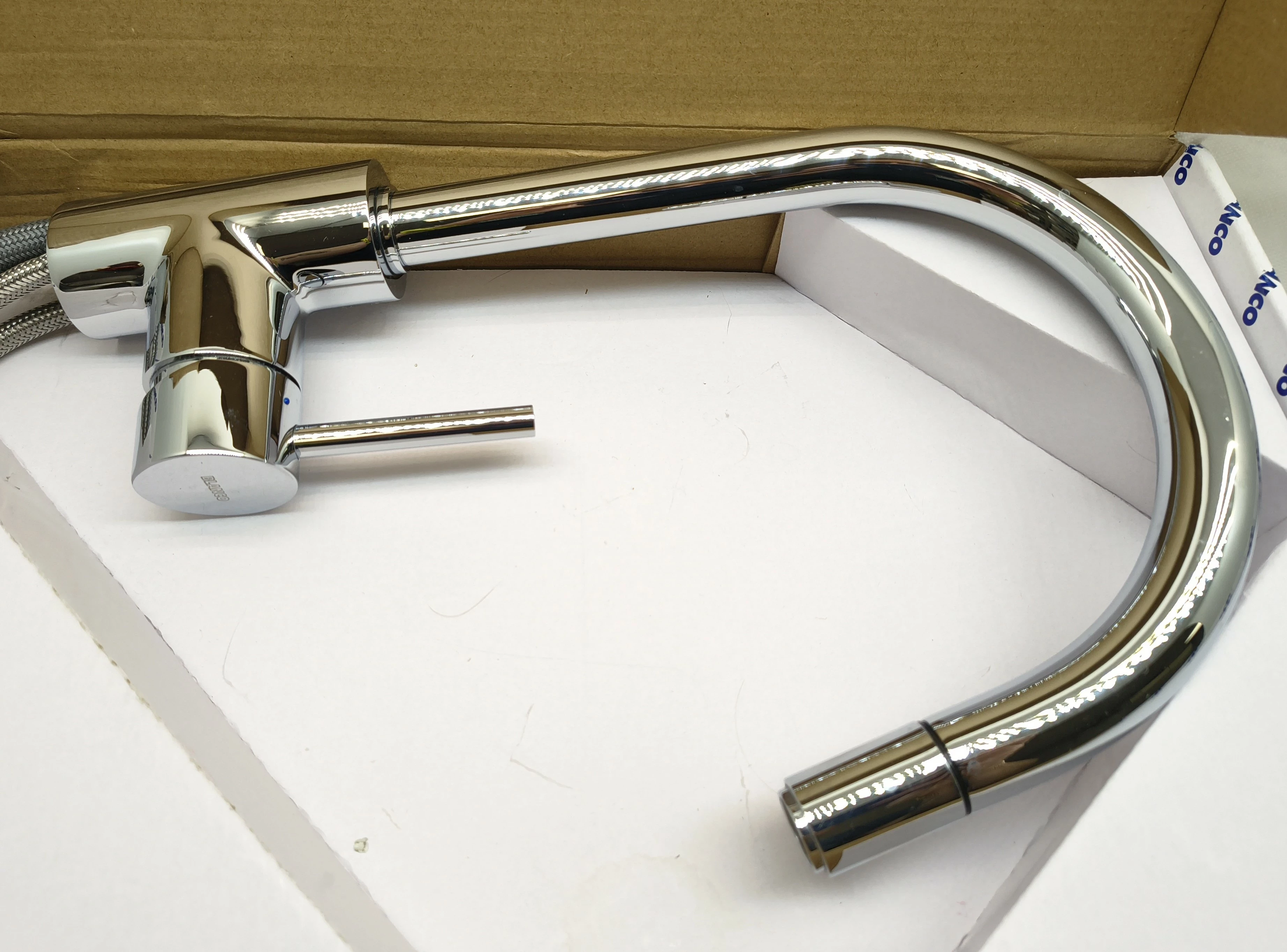 bateria-kuchenna-stojaca-blanco-mida-s-z-wyciagana-wylewka-srebrny-stan-11323-2