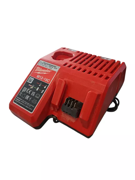 ladowarka-milwaukee-m12-18c-stan-11323-2