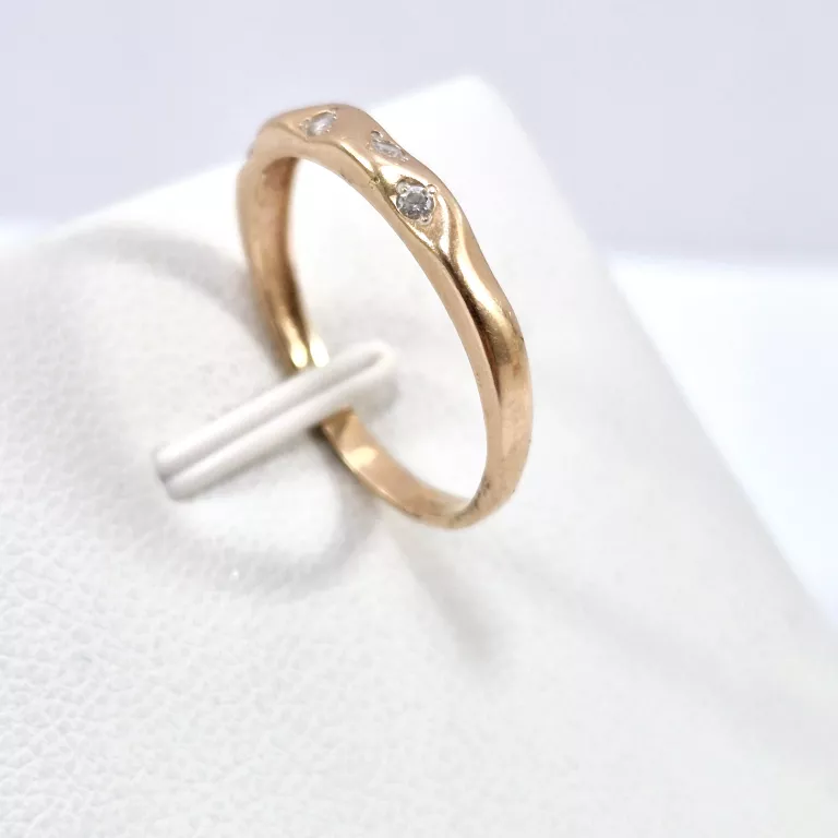 zloty-pierscionek-z-cyrkoniami-pr585-177g-rozm13-kamien-17088-128