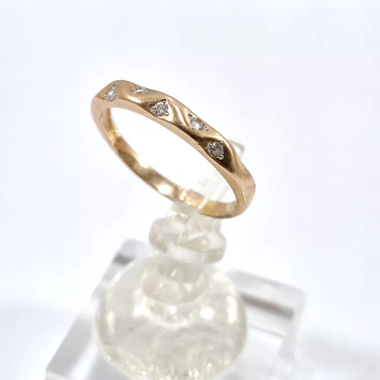 zloty-pierscionek-z-cyrkoniami-pr585-177g-rozm13-rodzaj-2205-2