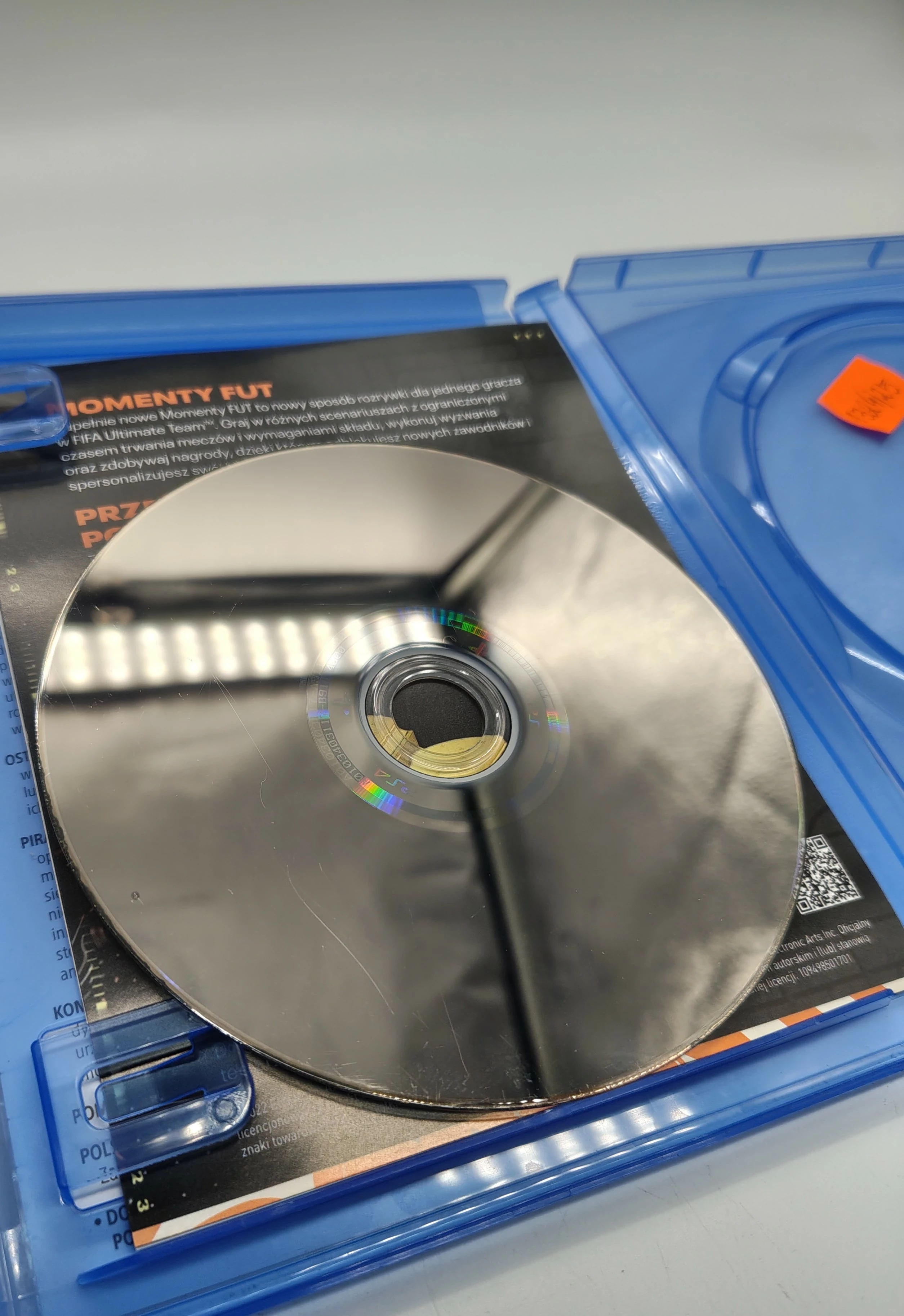 ps4-gra-fifa-23-wersja-jezykowa-216085-1