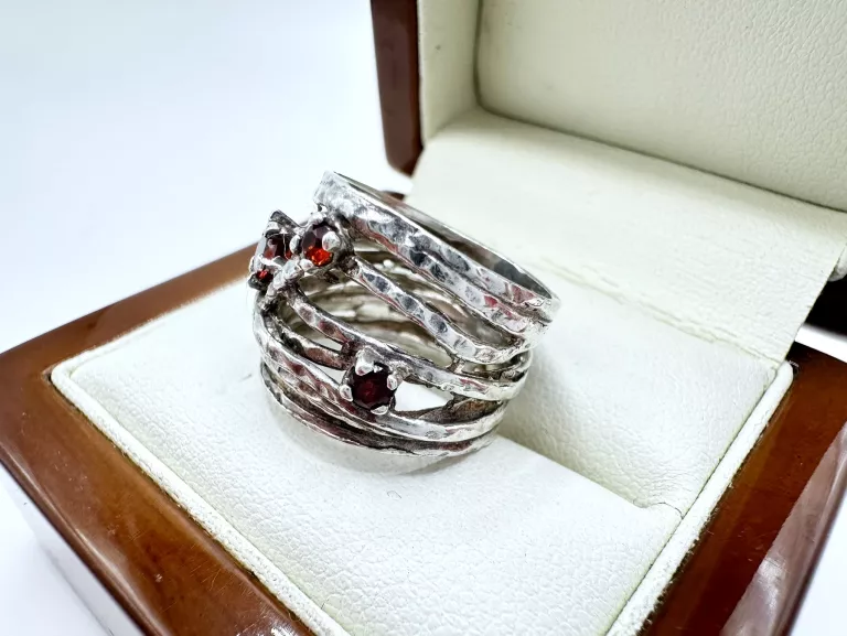 sd132-damski-pierscionek-ze-srebra-925-z-czerwonymi-cyrkoniamii-rodzaj-2205-16