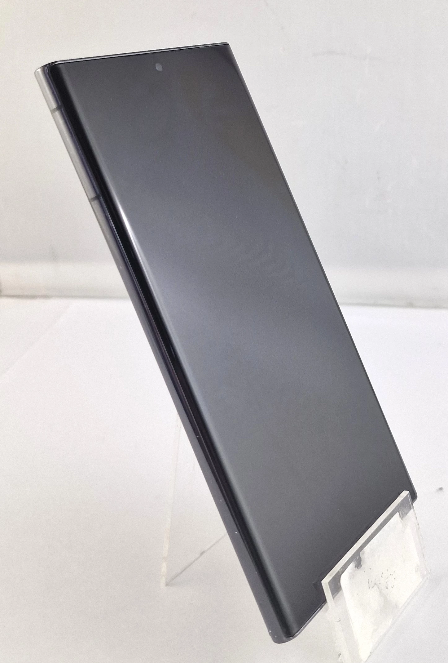 telefon-samsung-galaxy-s22-ultra-12256gb-stan-11323-2