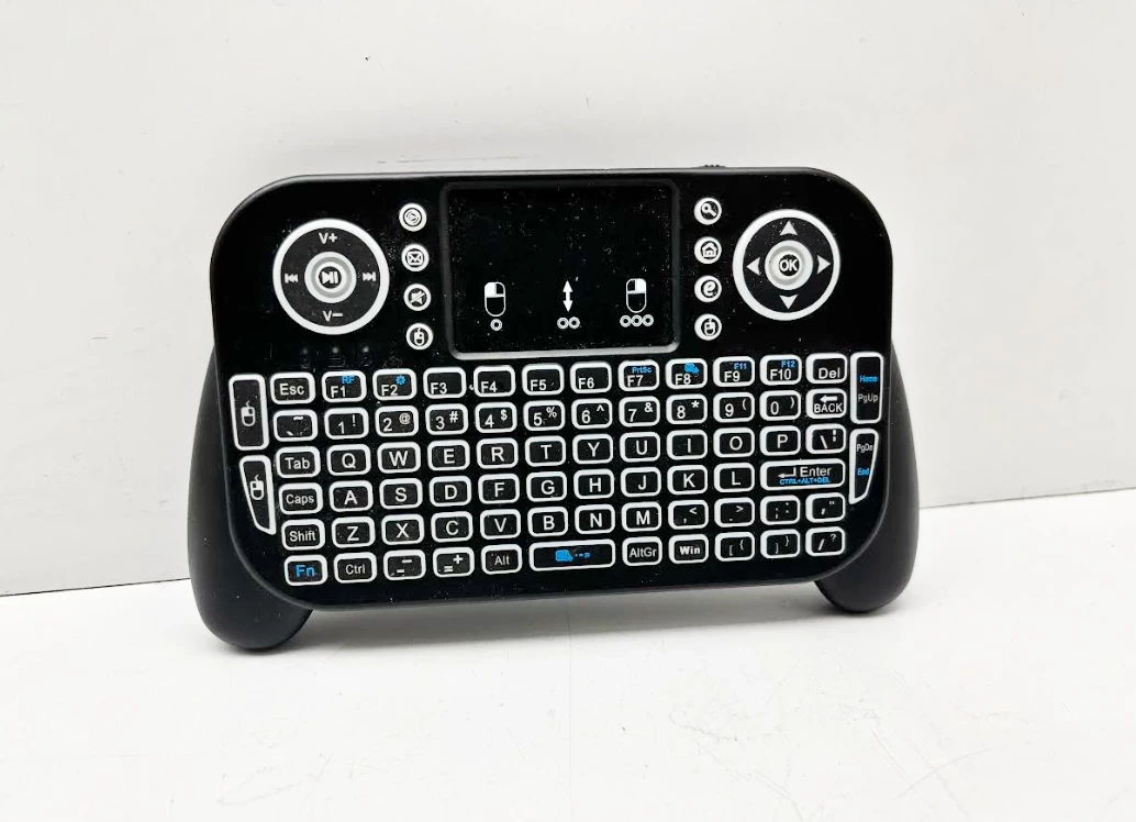 v8-mini-wireless-keyboard-kompaktowa-klawiatura-bezprzewodowa-z-tochpadem-ean-gtin-5907056101765