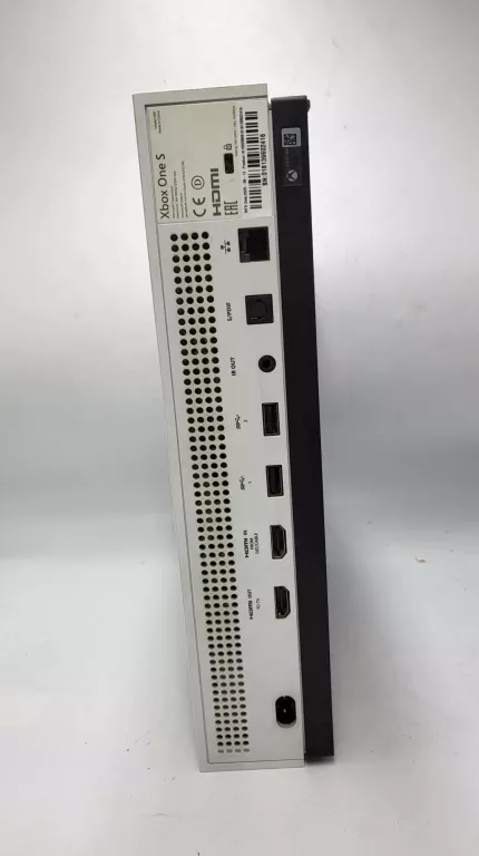 konsola-xbox-one-s-liczba-kontrolerow-w-zestawie-205994-225554