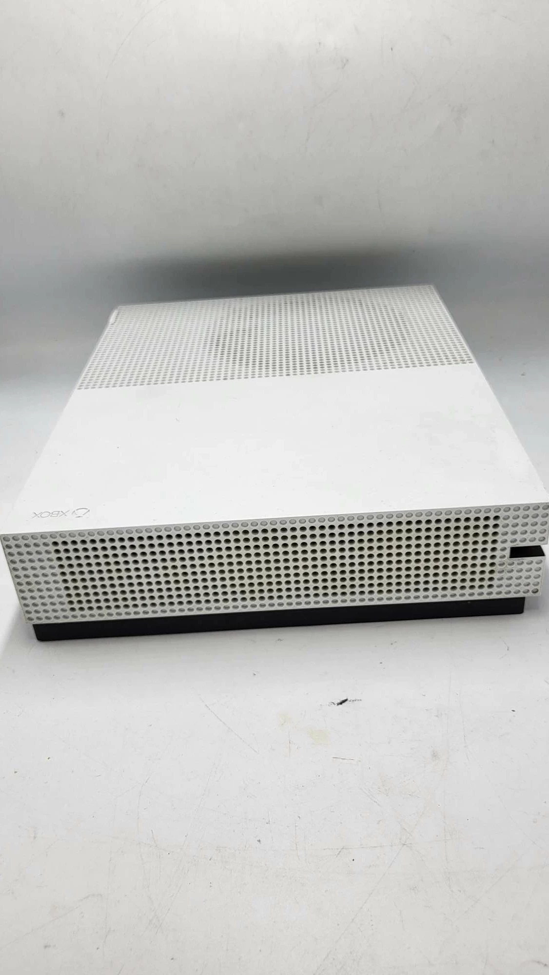 konsola-xbox-one-s-wersja-konsoli-130591-2