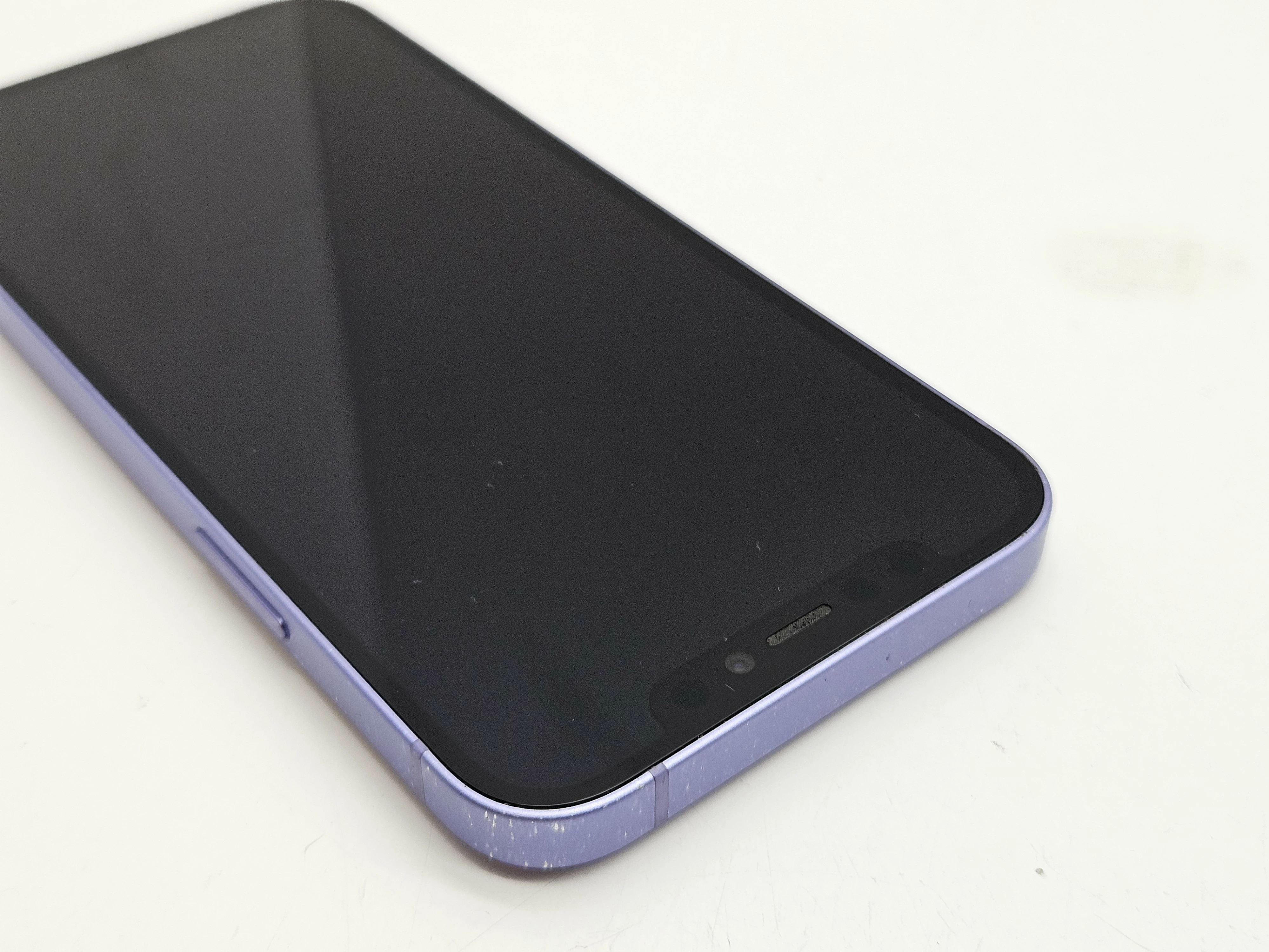 iphone-12-128gb-fioletowy-przekatna-ekranu-610
