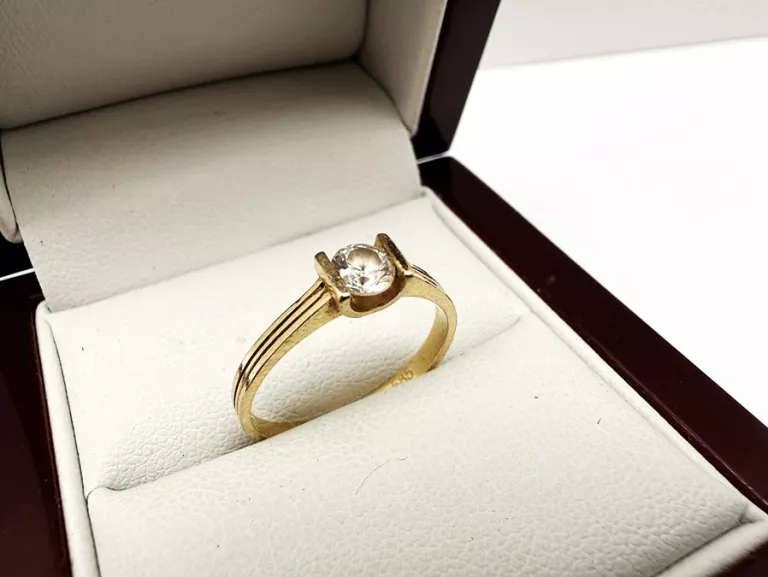 piekny-pierscionek-waga-181gr-proba-585-pilsudskiego-86-wroclaw