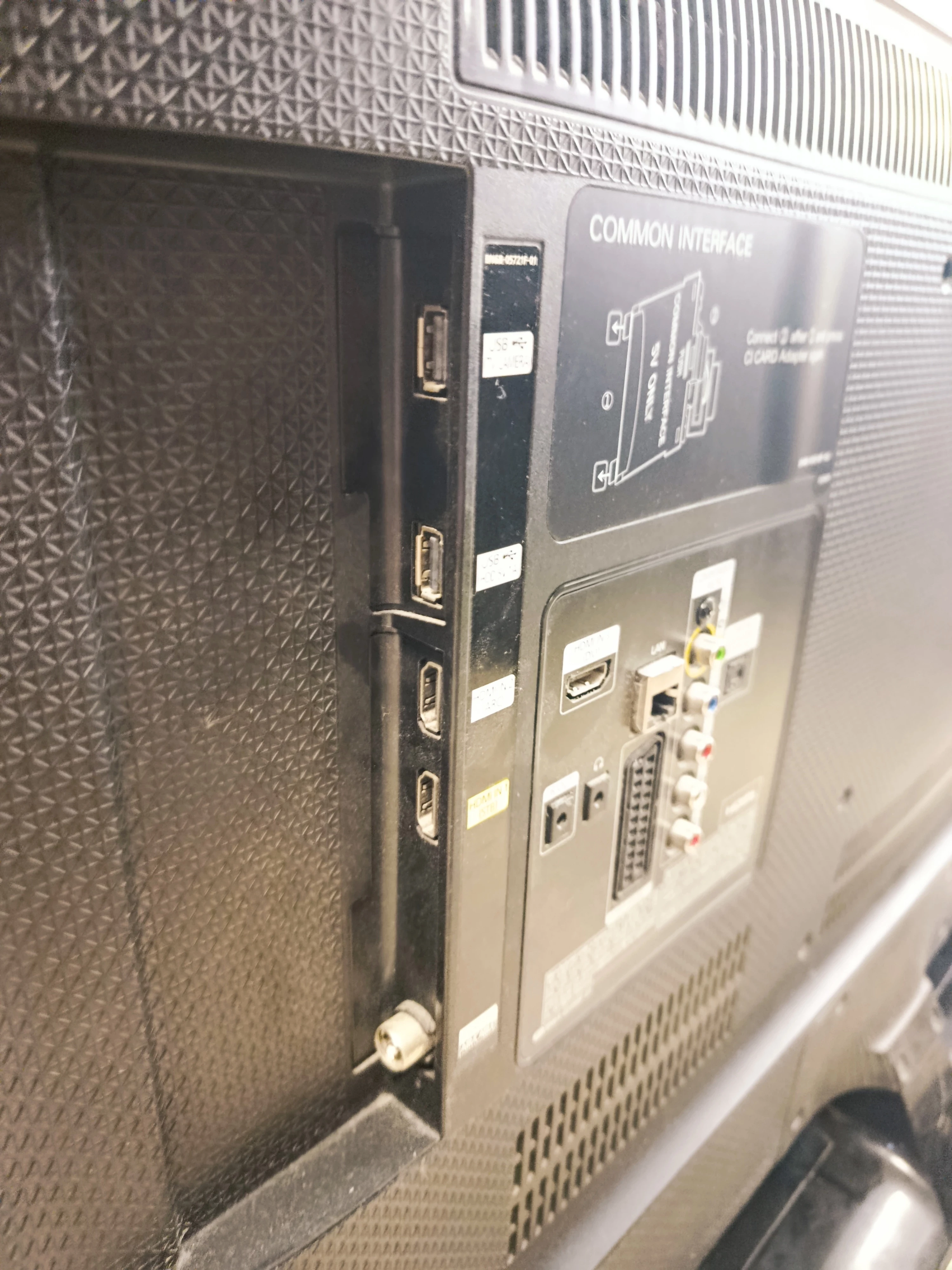 telewizor-smart-tv-samsung-ue40h5500-kod-producenta-ue40eh5000w