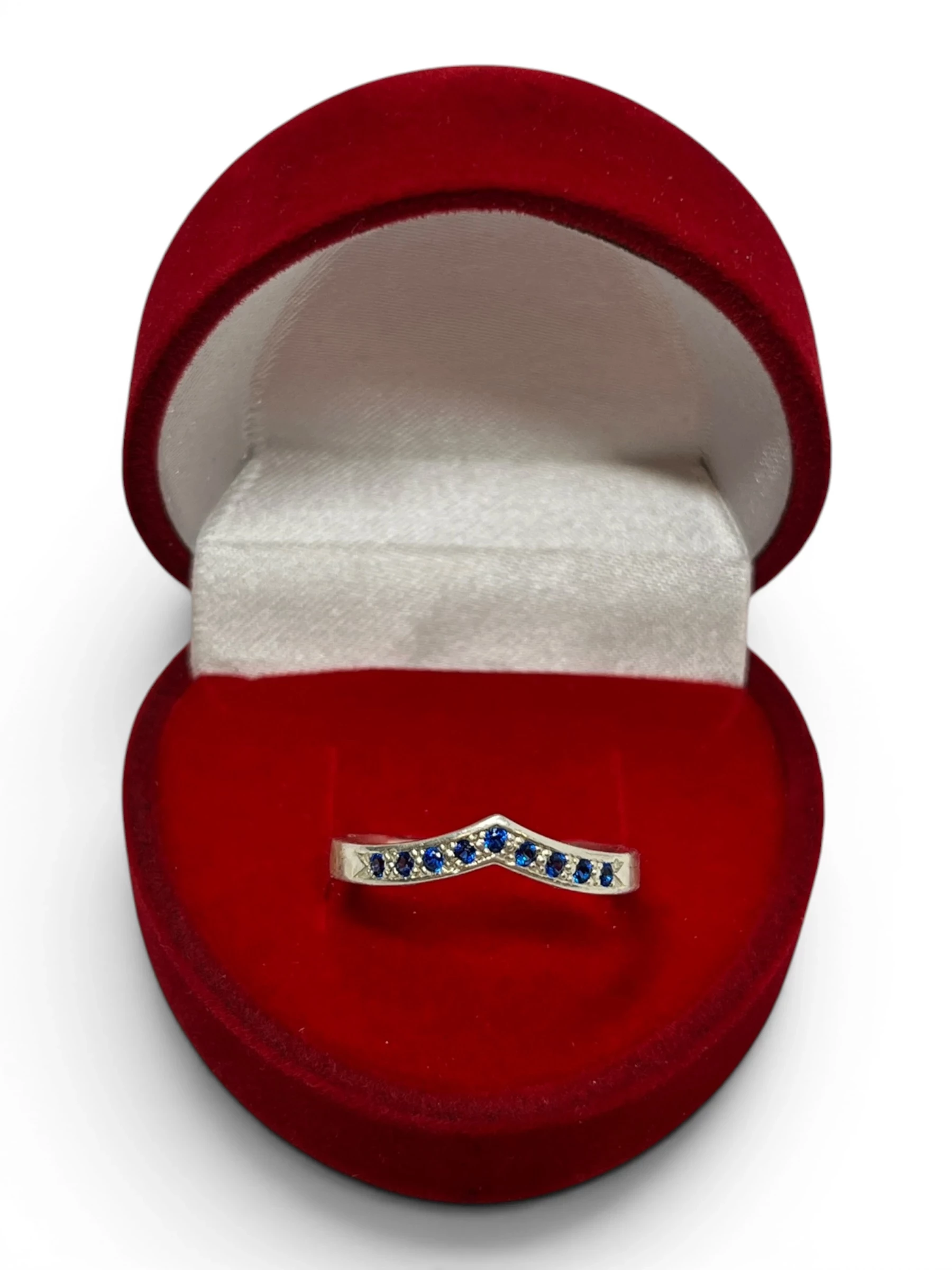 sliczny-pierscionek-z-niebieskimi-cyrkoniami-15g-p925-rozmiar-16-stan-11323-2