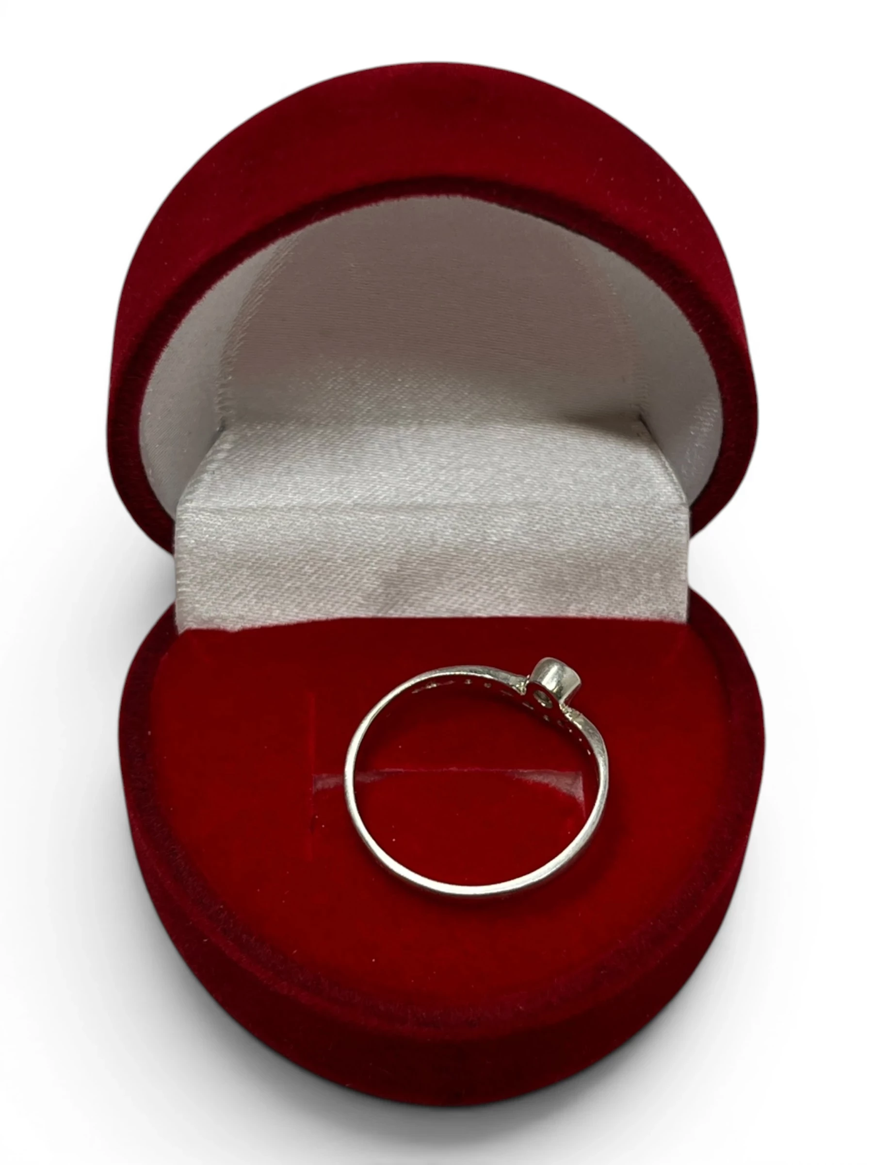 delikatny-srebrny-pierscionek-z-cyrkoniami-11g-p925-rozmiar-14-material-15835-4