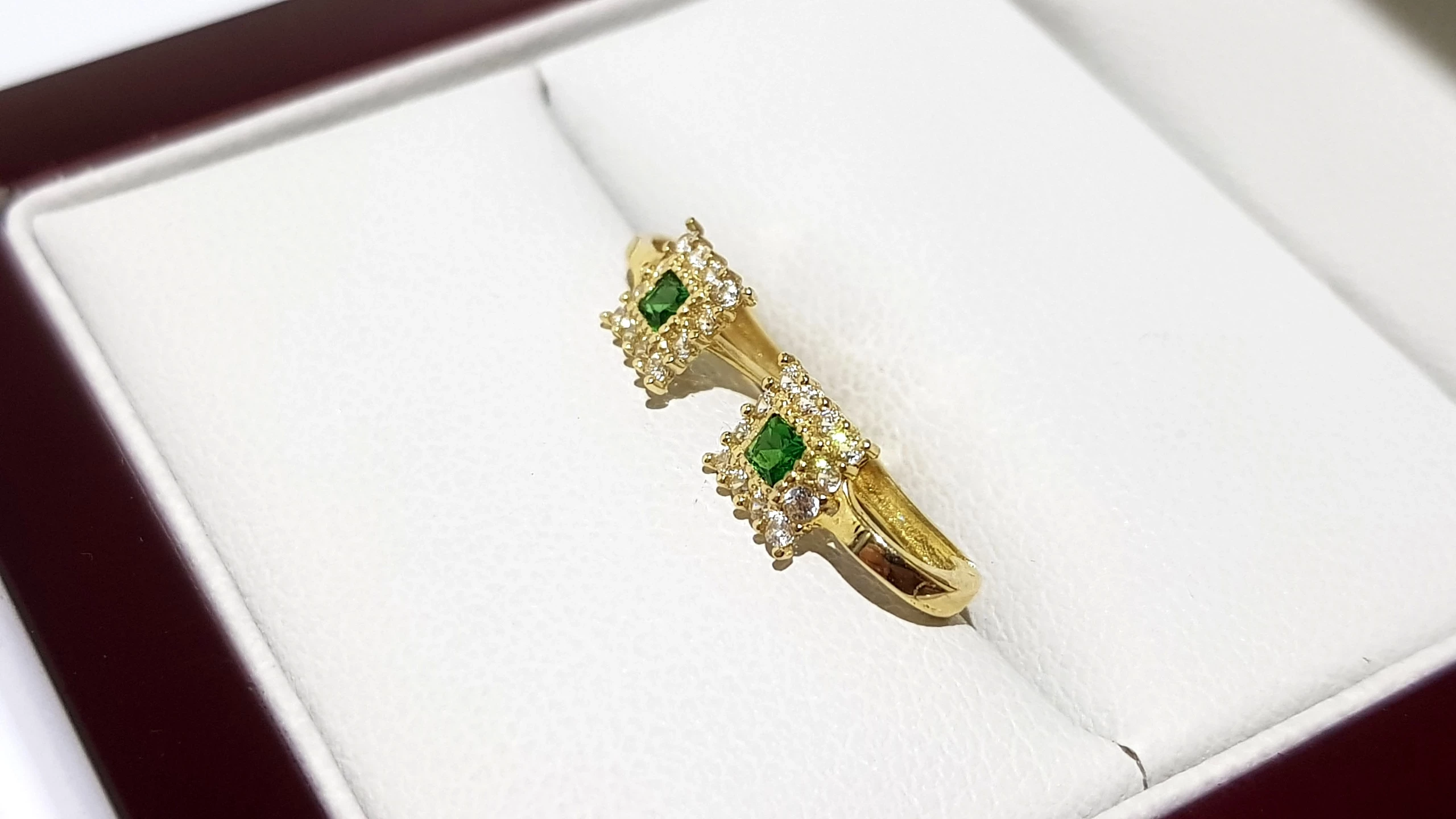 wyrob-jubilerski-uzywany-zlote-kolczyki-kwadratowe-zielone-585-05cm-09g-stan-11323-2