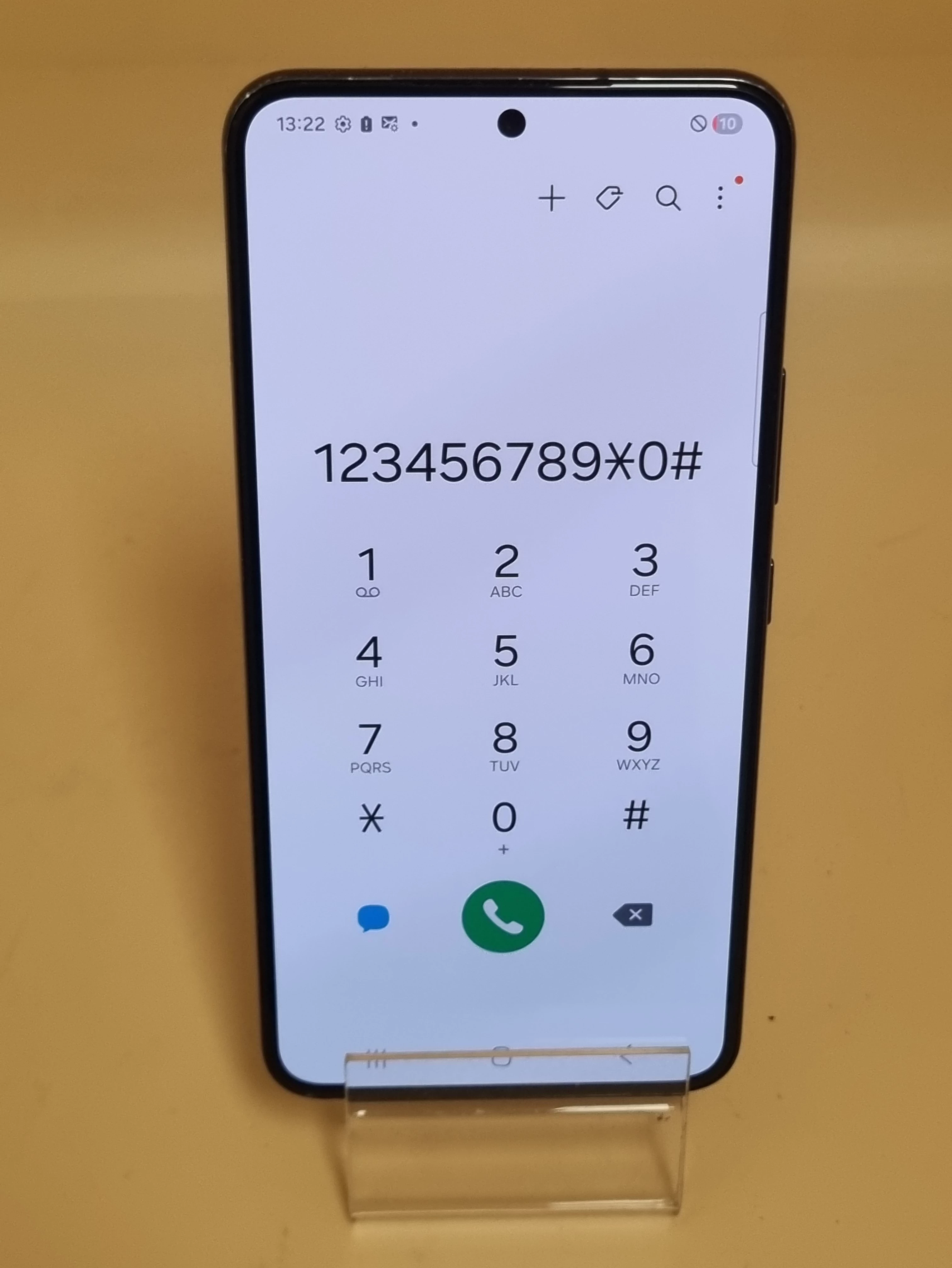 telefon-samsung-galaxy-s22-8256gb-przekatna-ekranu-610