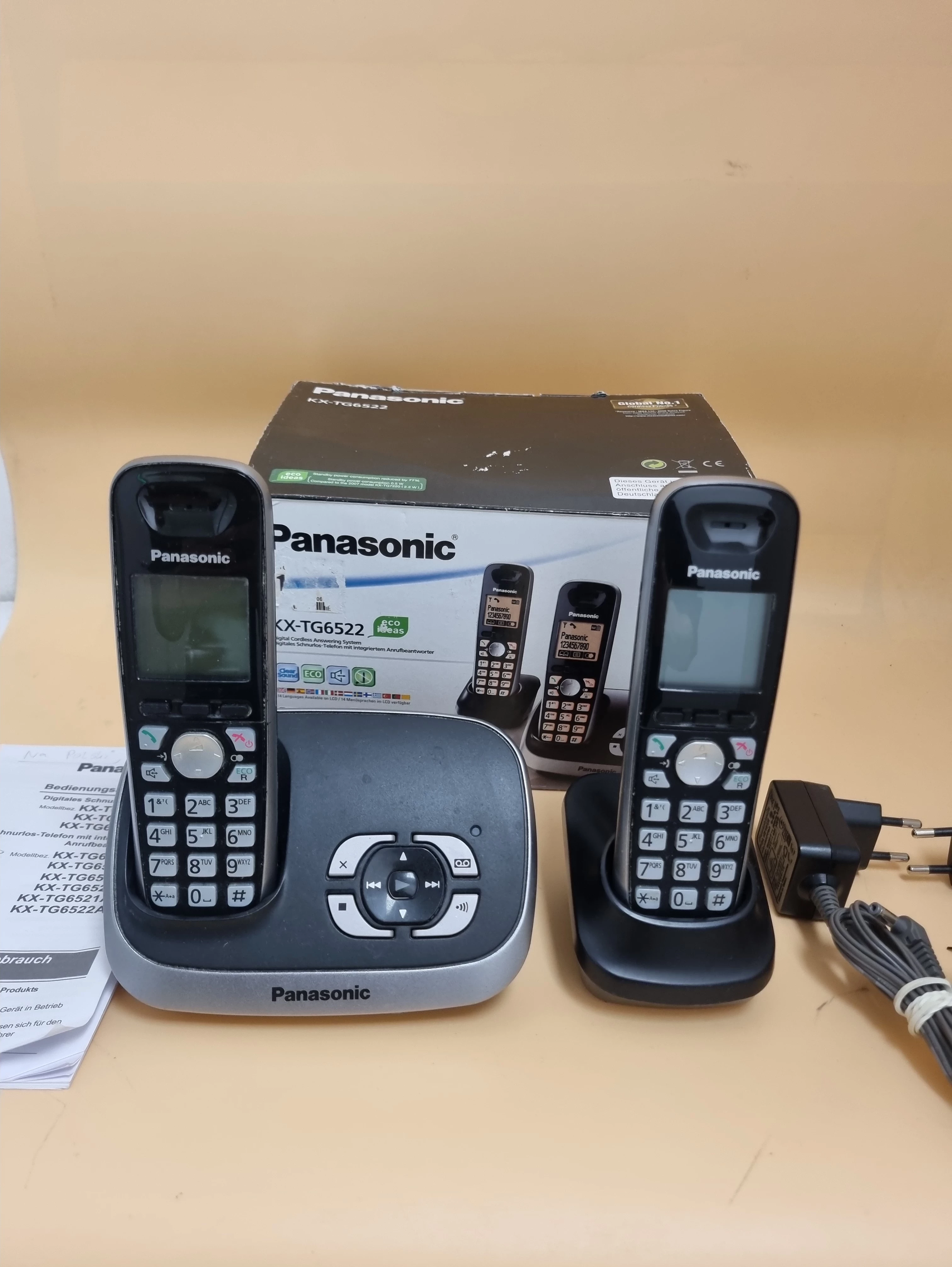 telefon-stacjonarny-panasonic-kx-tg6522-jozefczaka-4-bytom