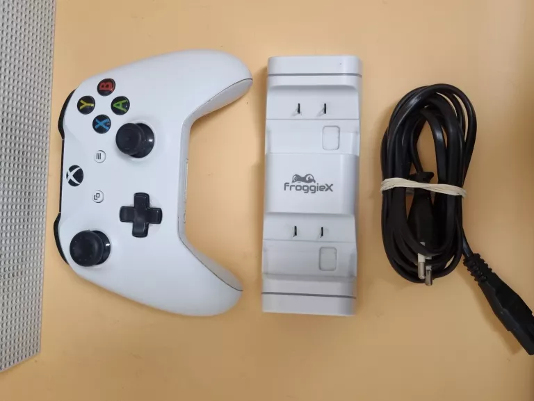 konsola-xbox-one-s-1tb-1681-wersja-konsoli-130591-2