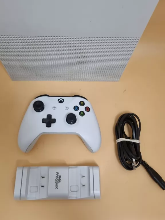 konsola-xbox-one-s-1tb-1681-dysk-wbudowana-pamiec-5179-352249