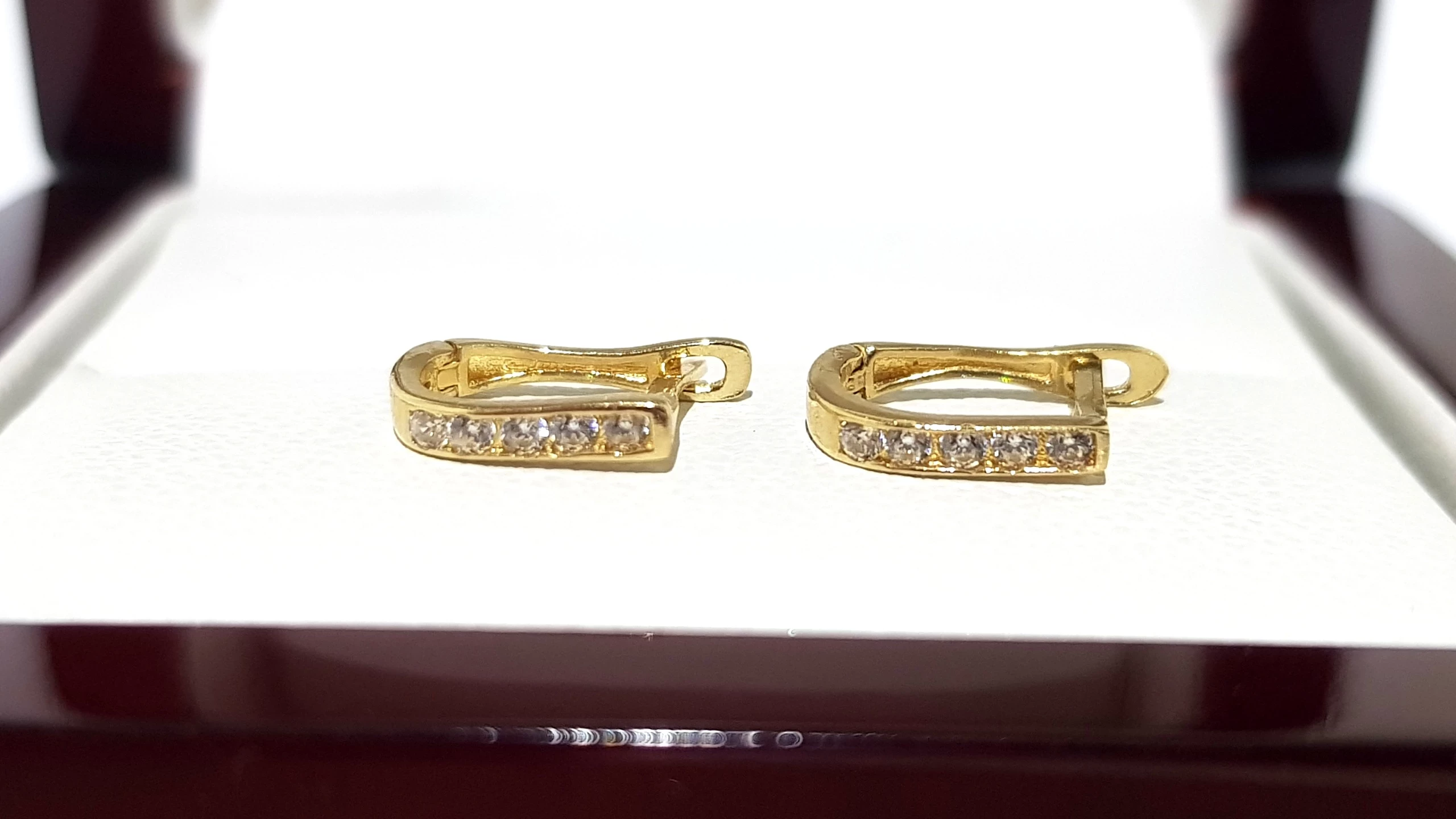 wyrob-jubilerski-uzywany-zlote-kolczyki-prostokatne-pr585-sr08cm-061g-material-15835-2