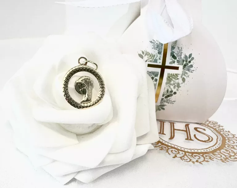 piekna-zlota-zawieszka-okragla-matka-boska-pr-585-091gr-a-ean-gtin-6932308200049