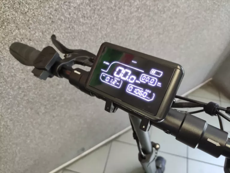 hulajnoga-elektryczna-ruptor-r1-lite-v2-ladowarka-stan-11323-2