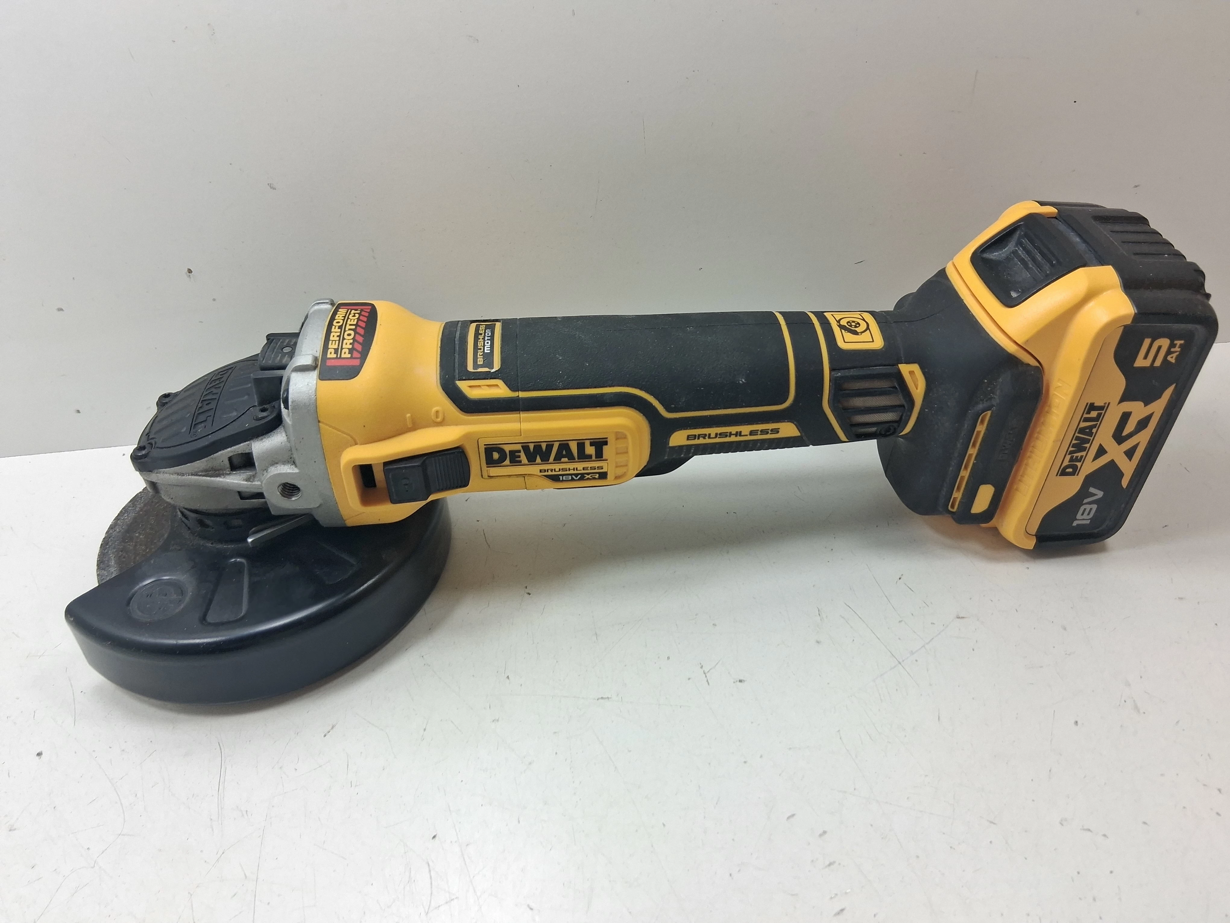 szlifierka-dewalt-dcg405-targowa-41-warszawa