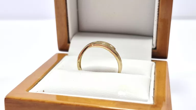 zloty-pierscionek-184g-333-cyrkonie-r15-rozmiarsrednica-wew-mm-372-12