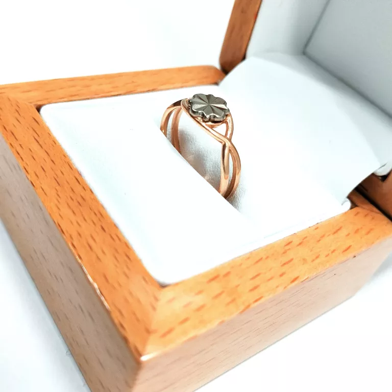 zloty-pierscionek-p585-278g-rodzaj-2205-2