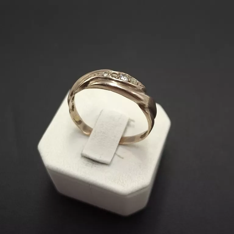 piekny-zloty-pierscionek-cyrkonie-333-151g-r-16-waga-151