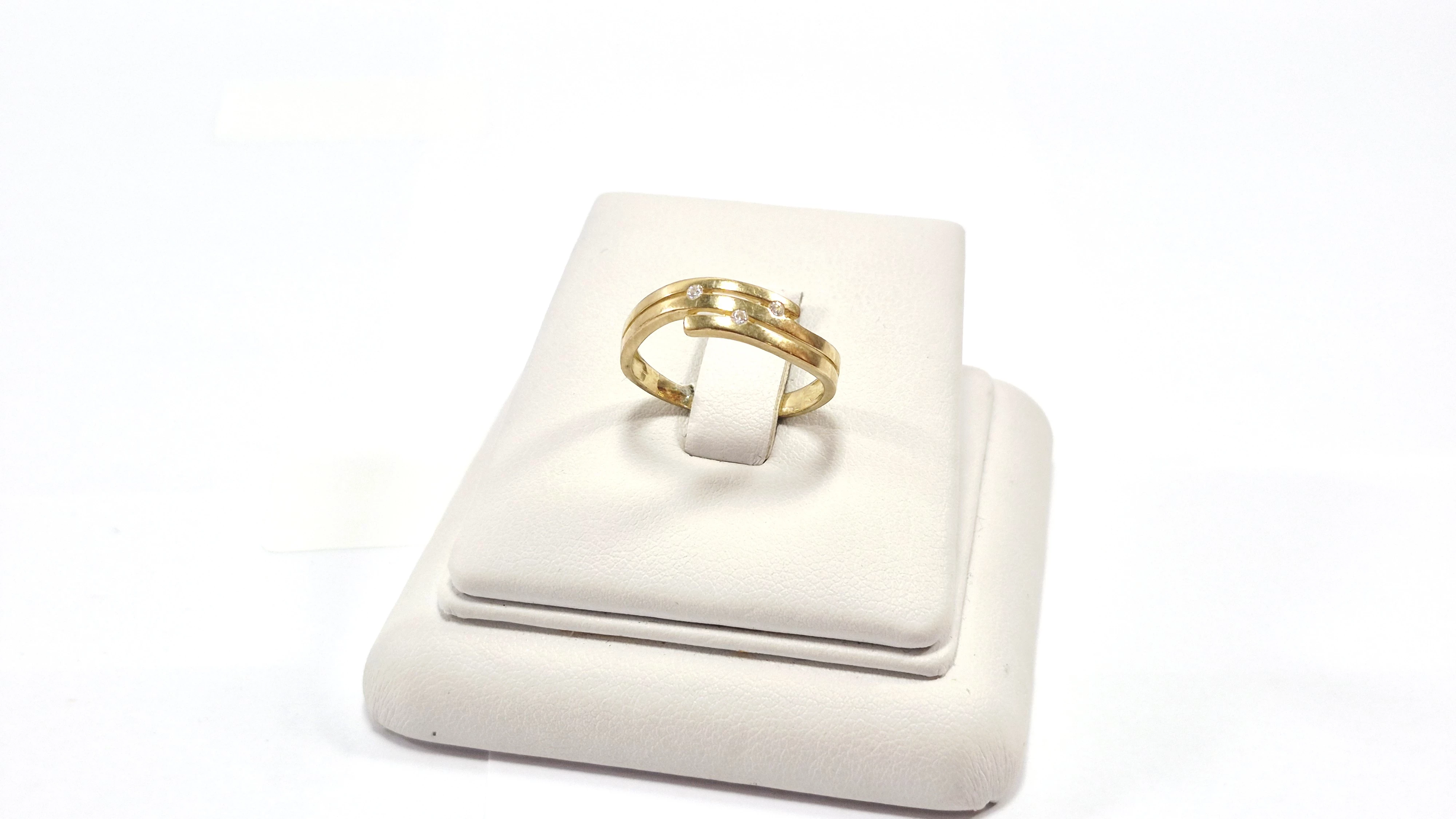 zloty-pierscionek-184g-333-cyrkonie-r15-stan-11323-2