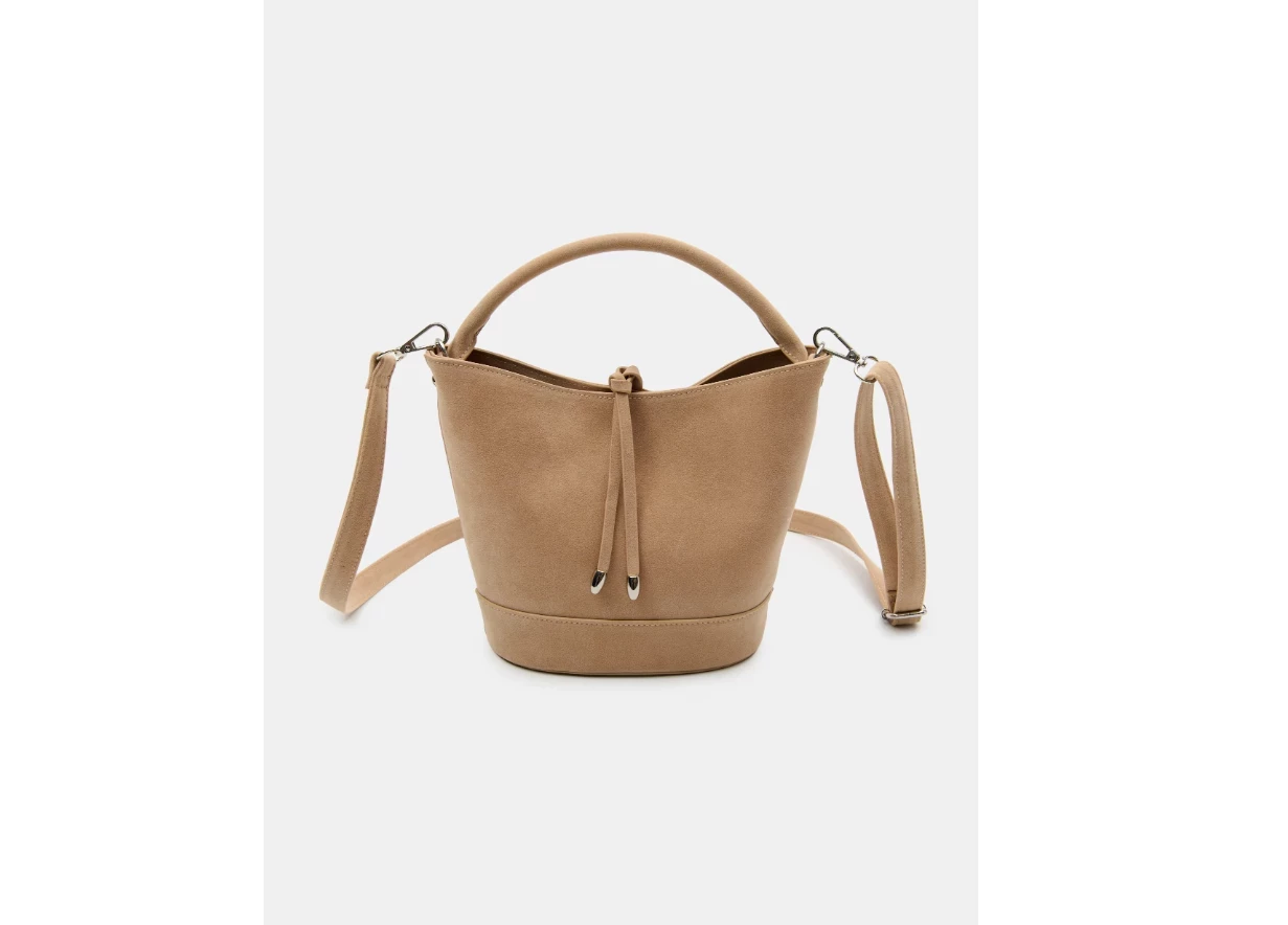 mala-torba-hobo-z-dlugim-paskiem-z-imitacji-zamszu-daszynskiego-22-wroclaw-gracja