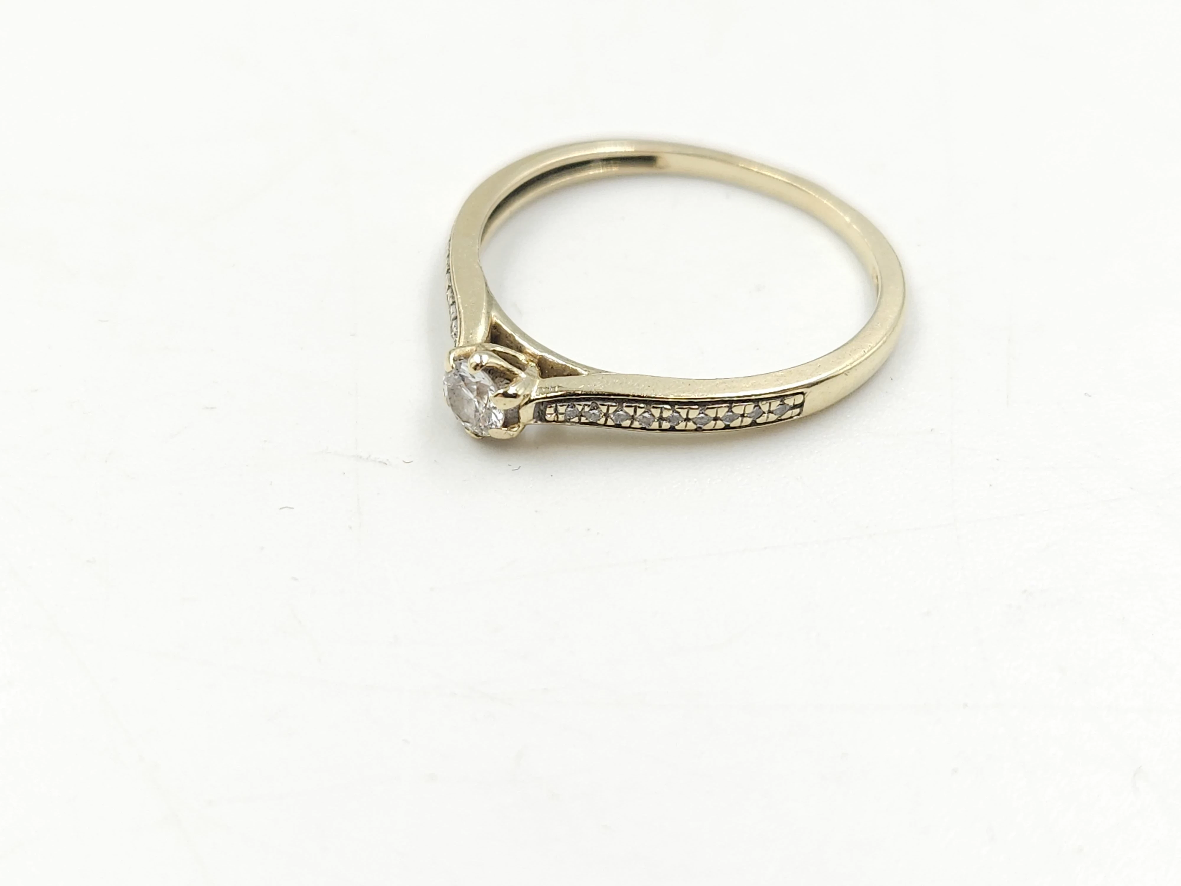 zloty-pierscionek-585-139g-r13-z-cyrkoniami-subtelny-delikatny-ratuszowa-5-szamotuly