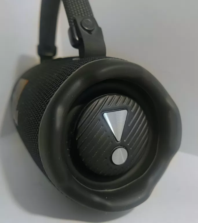 glosnik-jbl-charge-6-czarny-moc-4500