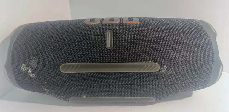 glosnik-jbl-charge-6-czarny-funkcje-221089-2