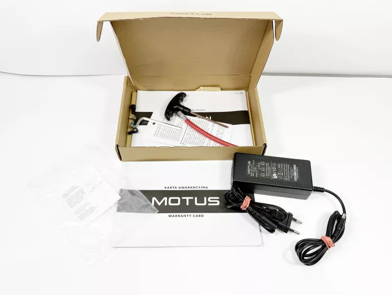 hulajnoga-motus-scooty-10-plus-2023-ladowarka-akcesoria-predkosc-maksymalna-2000