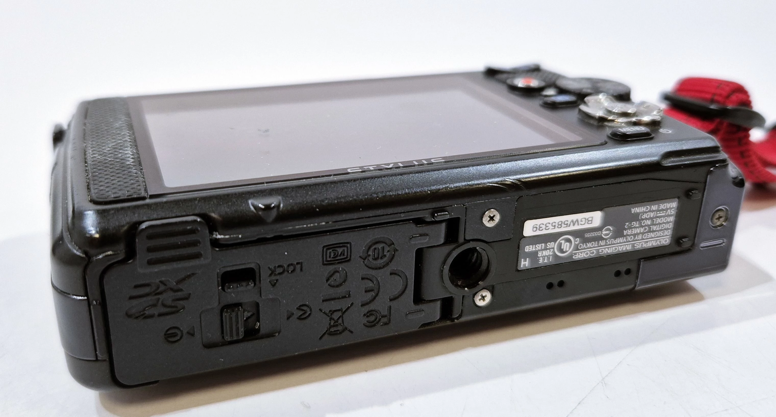 aparat-olympus-stylus-tough-tg-2-zoom-optyczny-400