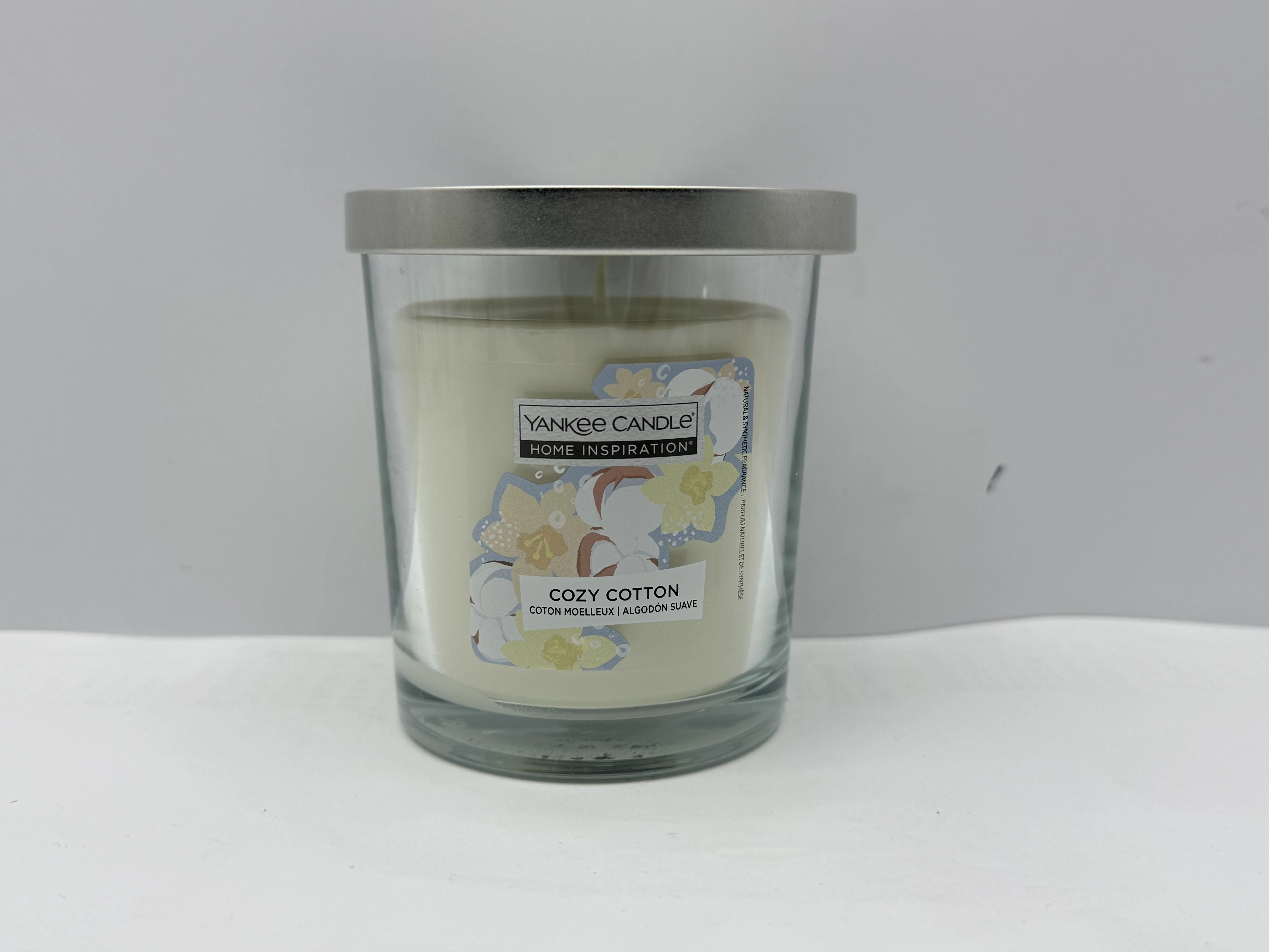 swieczka-yankee-candle-cozy-cotton-200g-rynek-20-gostynin-fly