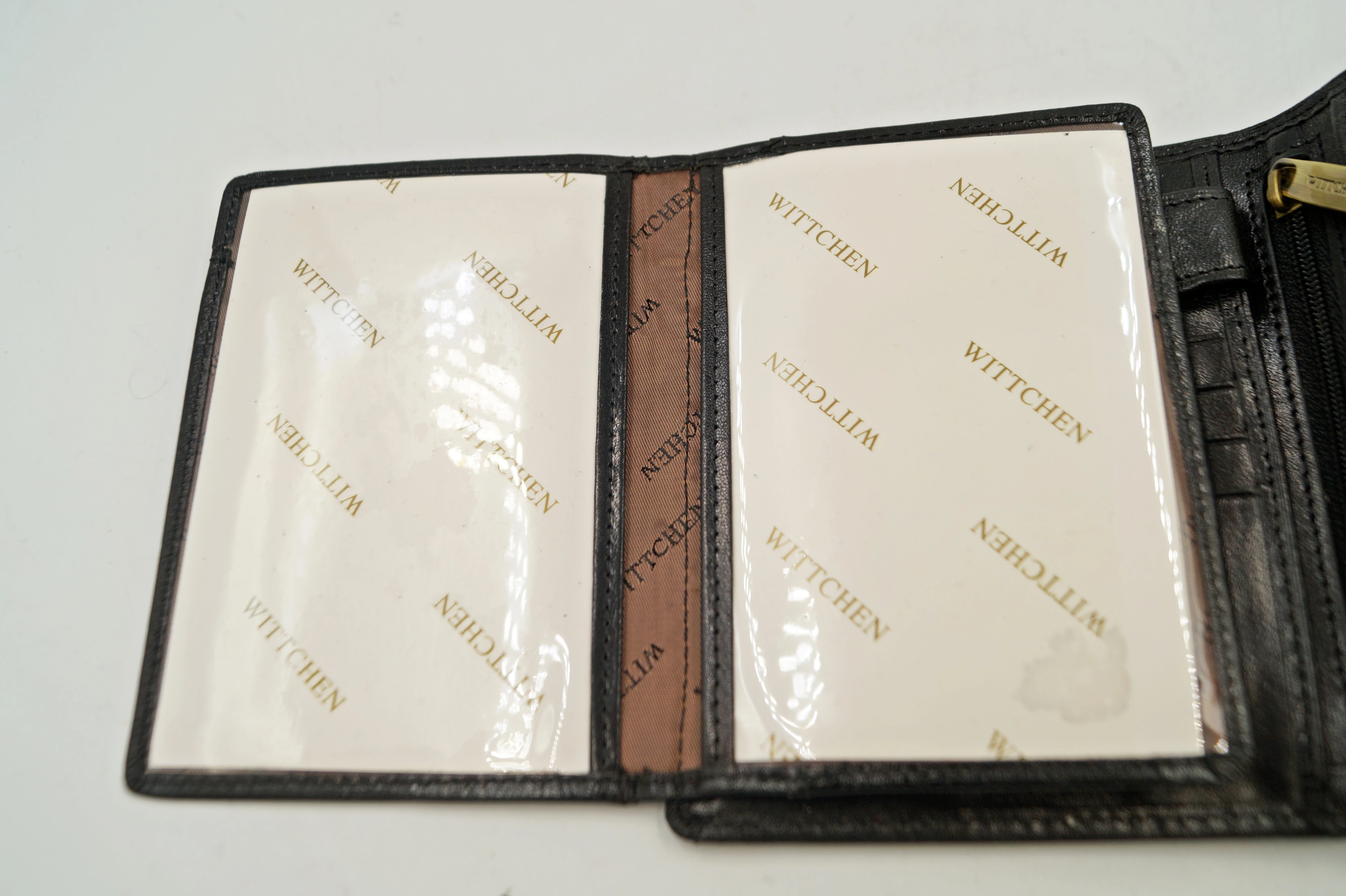 portfel-wittchen-meski-arizona-10-1-139-1-czarny-zapiecie-203921-218377