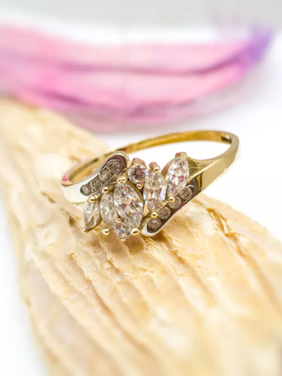 zjawiskowy-zloty-pierscionek-dlugosza-45-nowy-sacz-sj