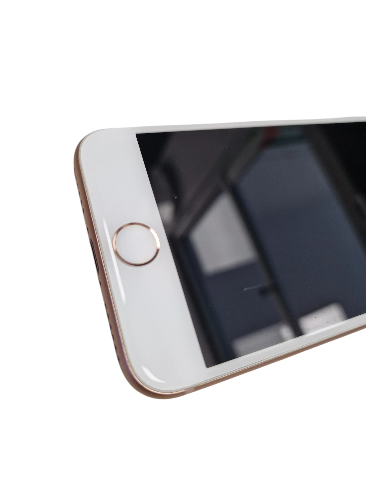 telefon-iphone-8-79-przekatna-ekranu-470