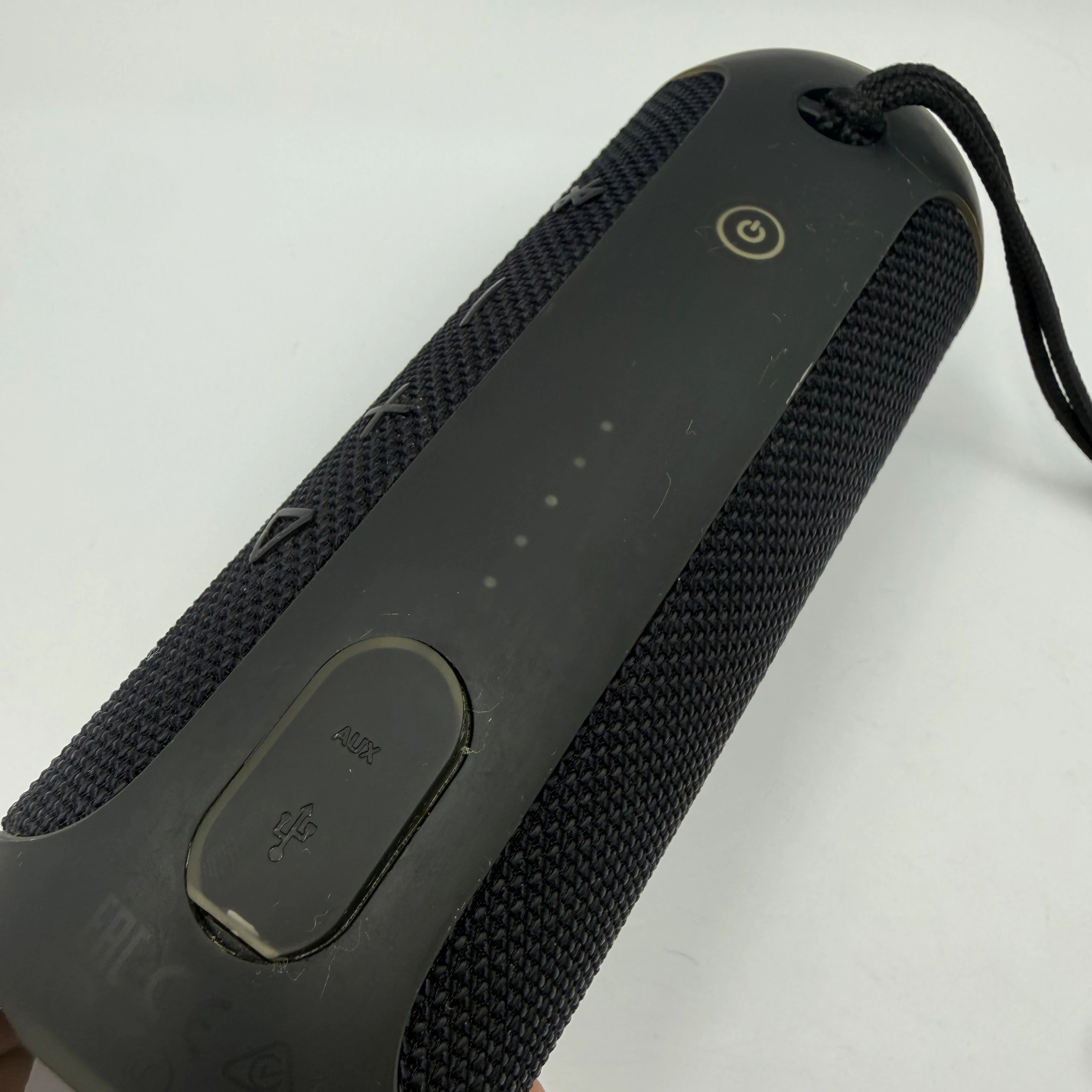 glosnik-przenosny-jbl-flip-3-czarny-funkcje-221089-4