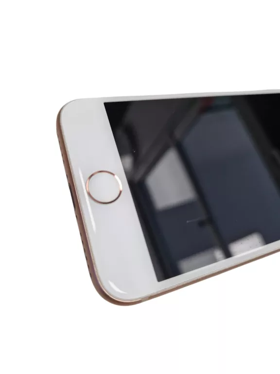 telefon-iphone-8-79-przekatna-ekranu-470