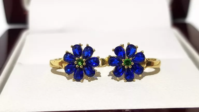 wyrob-jubilerski-uzywany-zlote-kolczyki-chabry-niebieskie-585-08cm-125g-material-15835-2