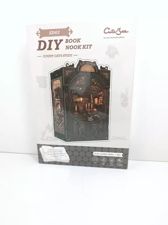 miniaturowy-domek-mini-book-nook-salonik-hrabiego-kota-habarri-ean-gtin-5906574101035