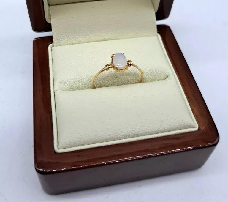 wyrob-jubilerski-uzywany-zloty-pierscionek-585-085g-bankowa-16e-police