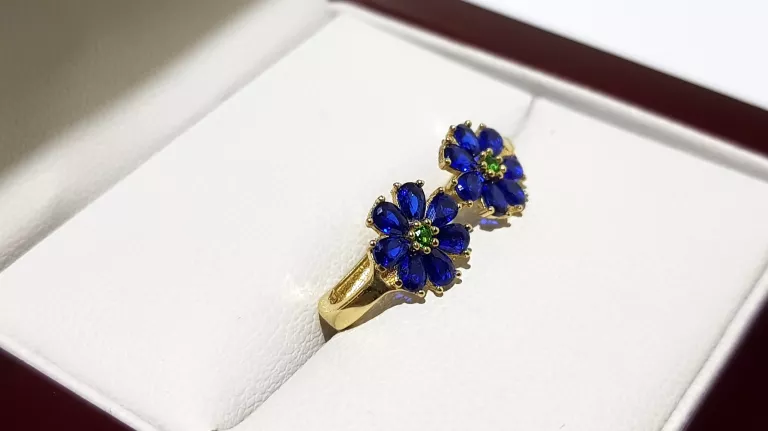 wyrob-jubilerski-uzywany-zlote-kolczyki-chabry-niebieskie-585-08cm-125g-stan-11323-2